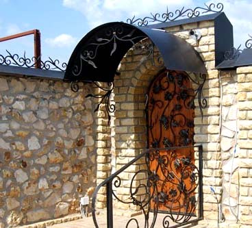 козырек в виде арки 