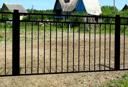 Секционный забор из металла