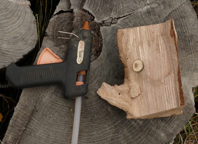 Голова Буратино и термопистолет