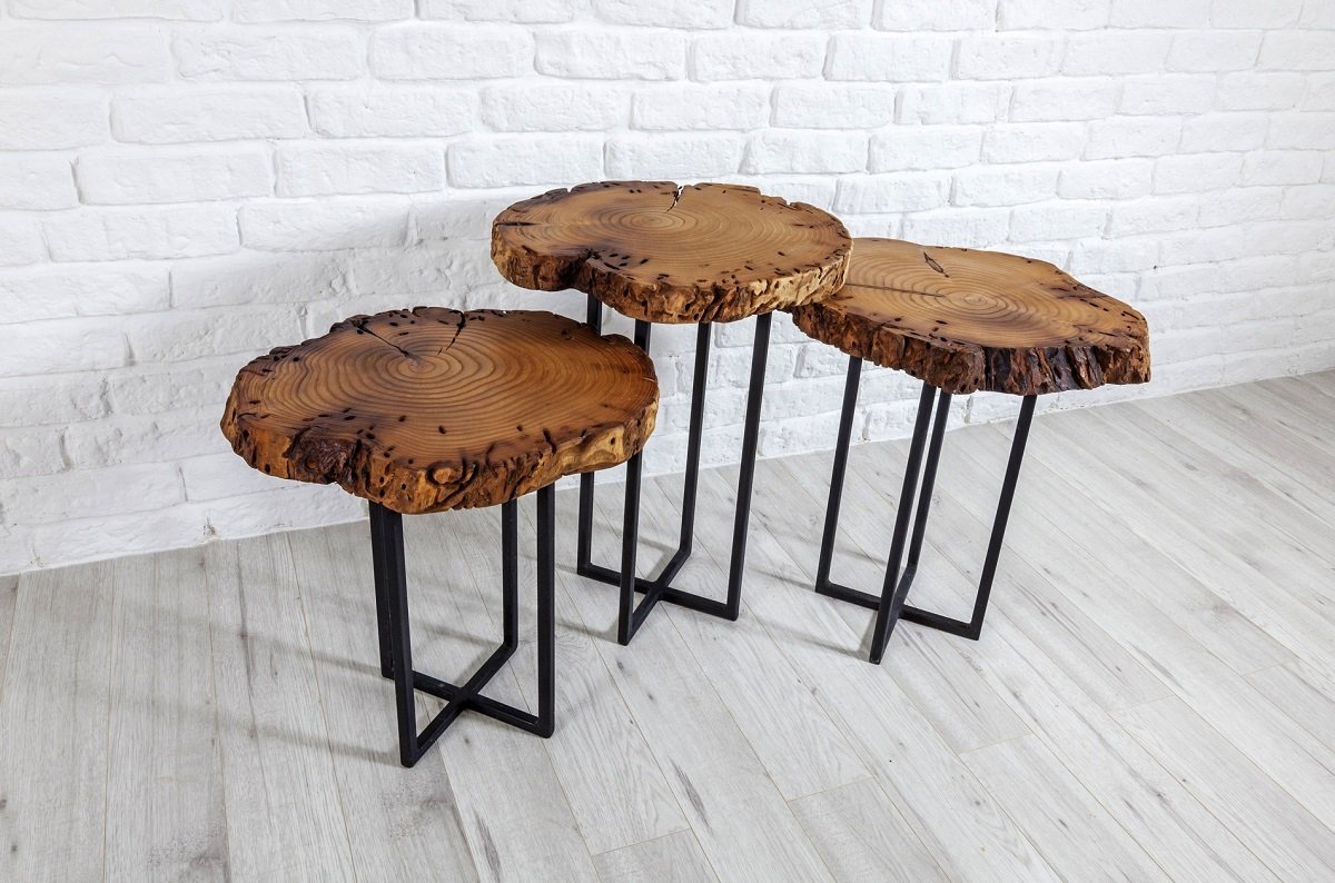 Столики из спилов