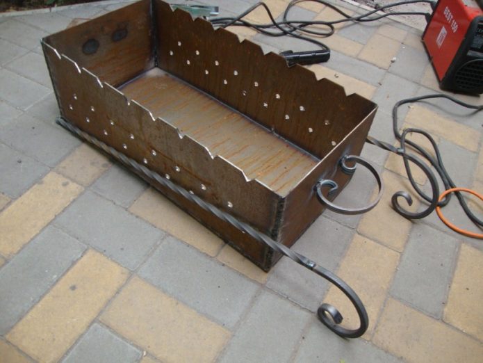 декорирование мангала, сварка