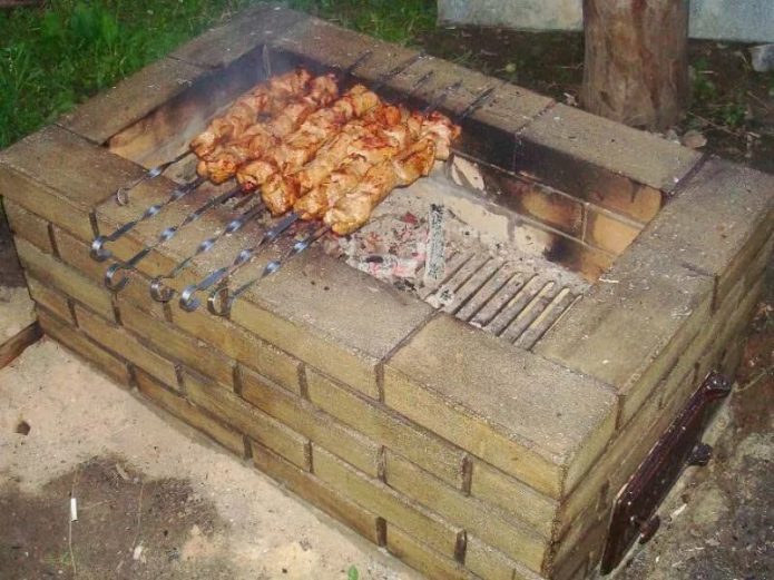 мангал из огнестойкого кирпича