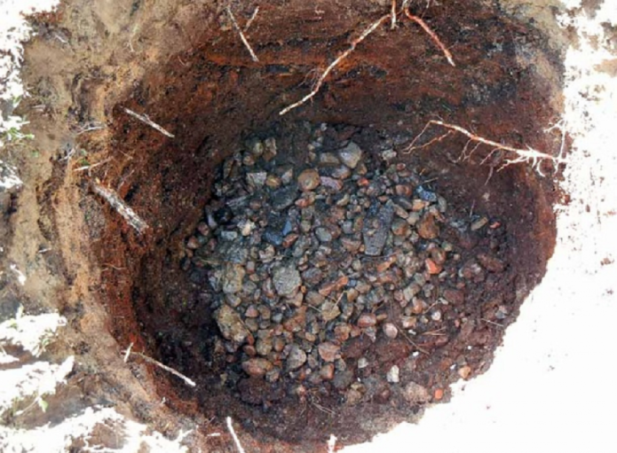 Посадочная яма для персика