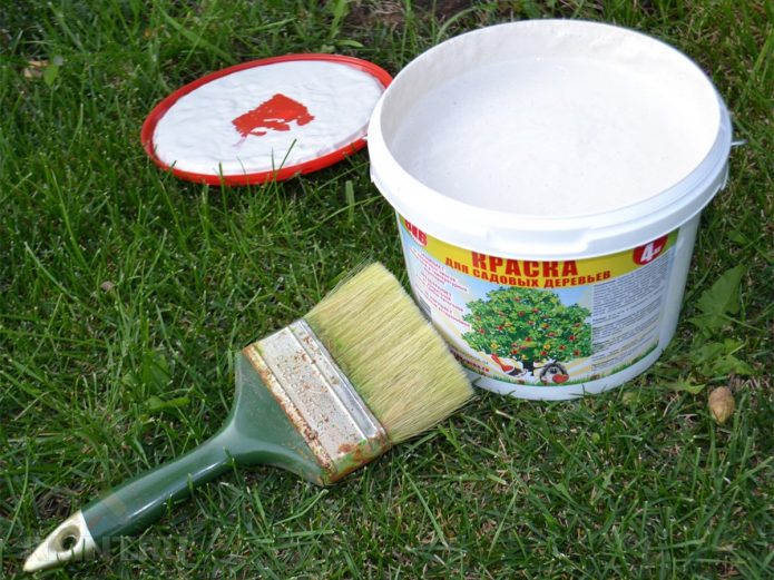 Краска для побелки деревьев