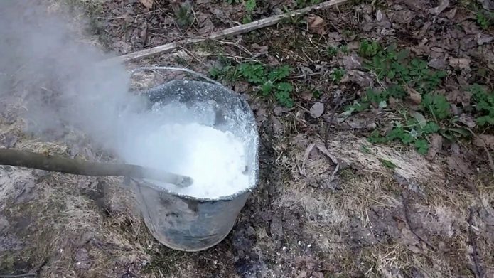 Процесс гашения извести